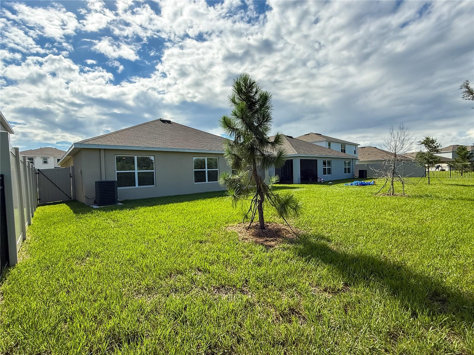 Image 47 of 51 For 13374 Mylion Way