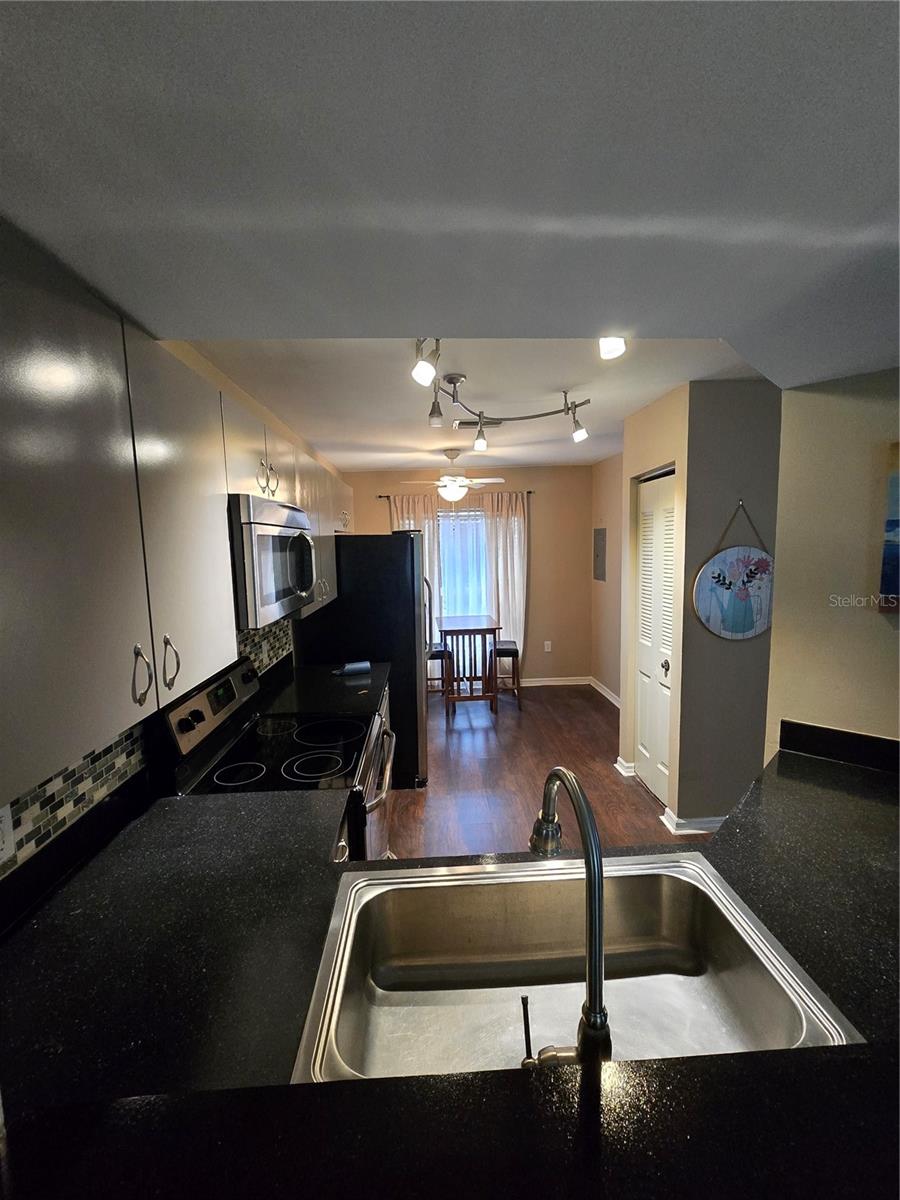 Image 8 of 26 For 7823 Hardwick Drive 214