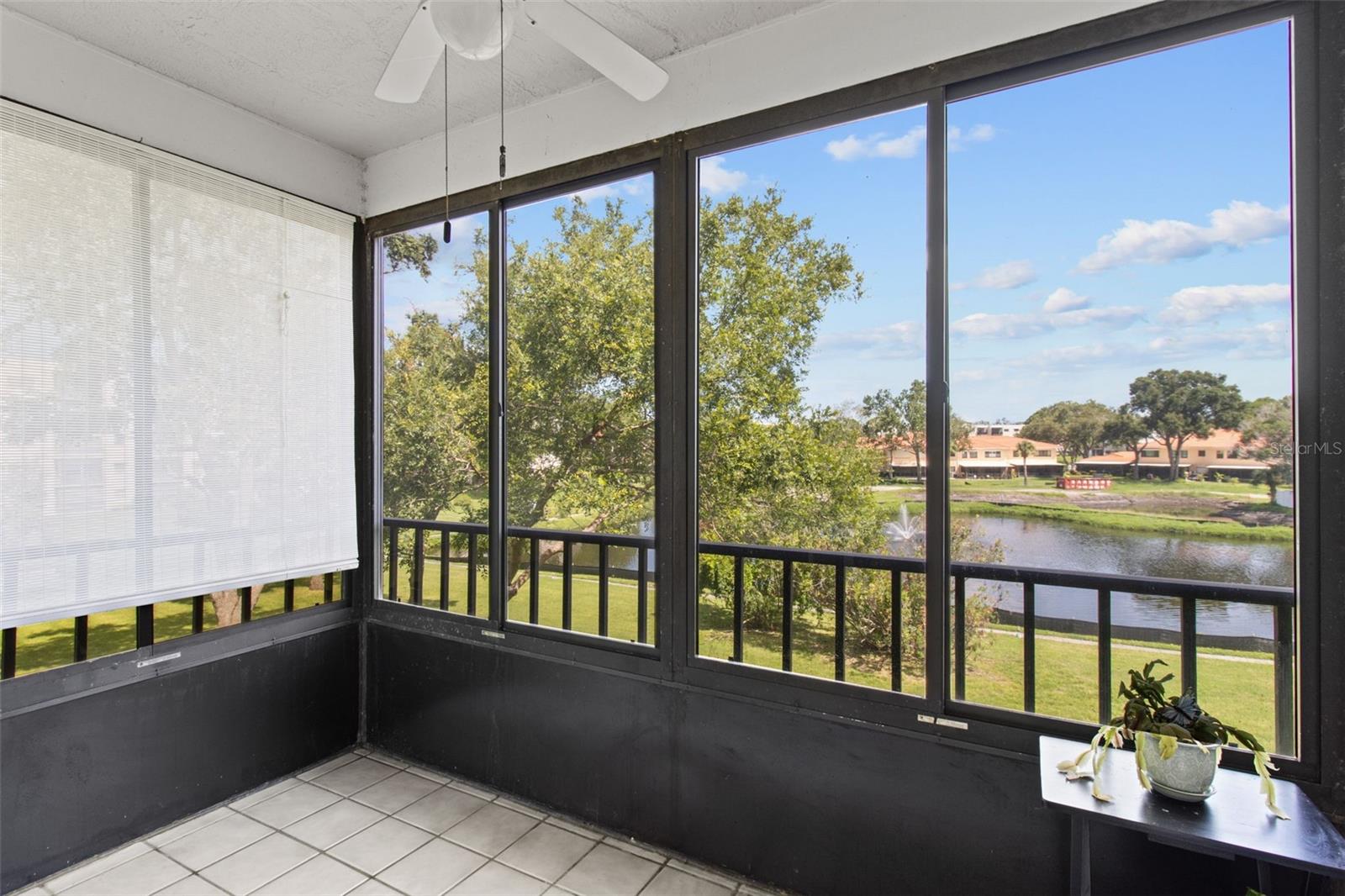 Image 11 of 33 For 5920 80th Street N 308