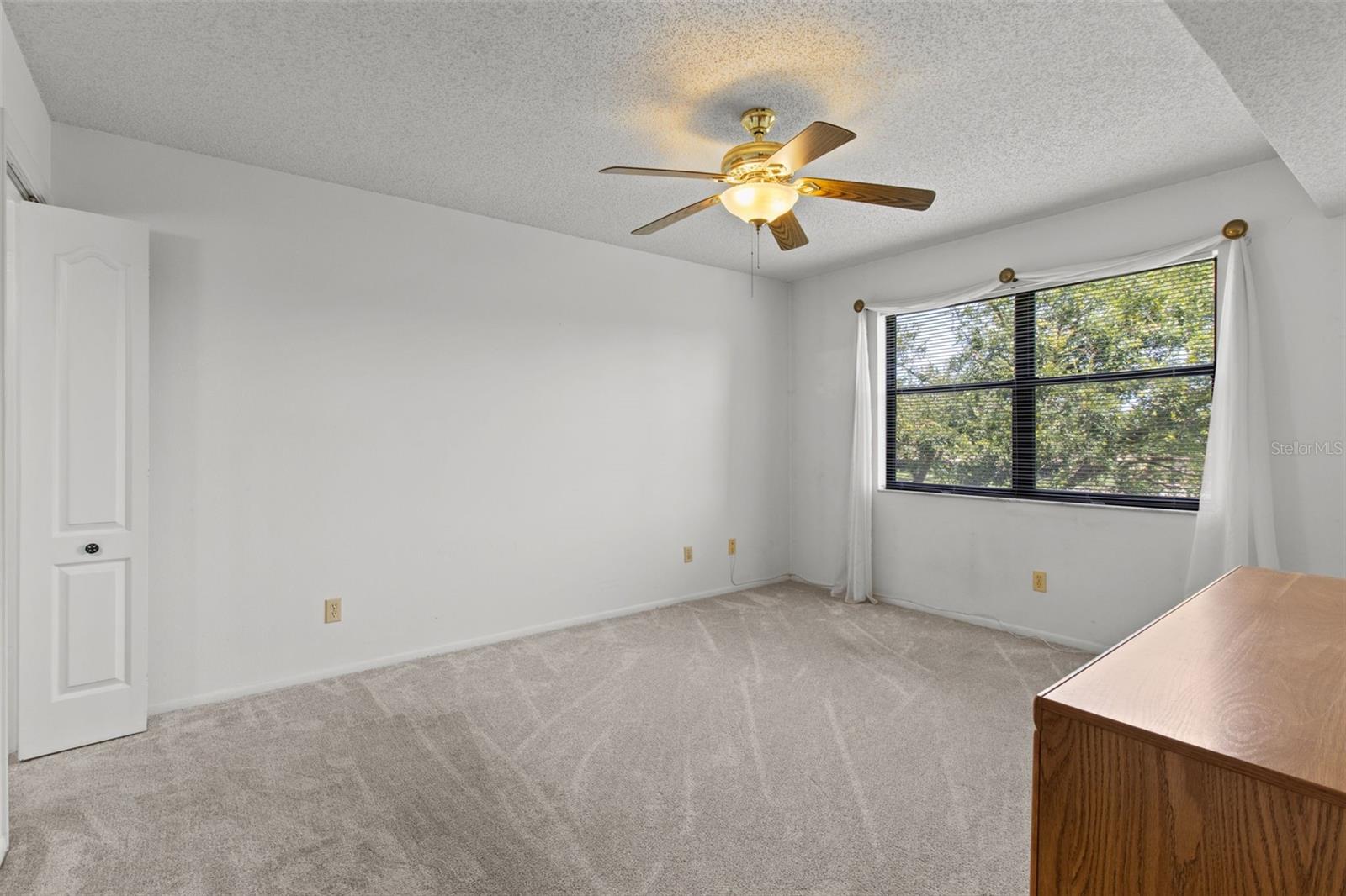 Image 18 of 33 For 5920 80th Street N 308