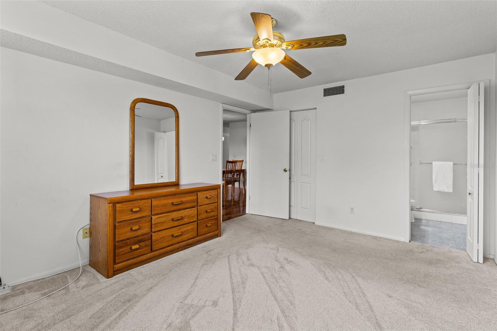 Image 20 of 33 For 5920 80th Street N 308