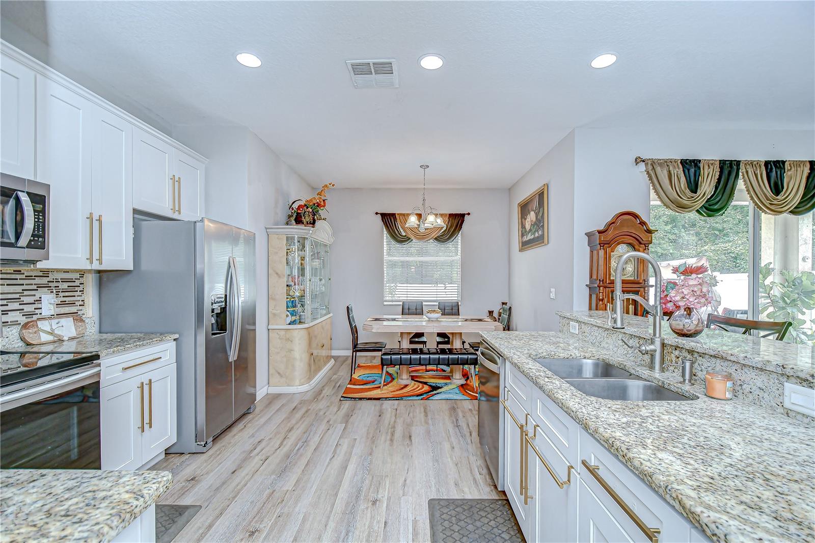 Image 14 of 50 For 12232 Ridgedale Drive