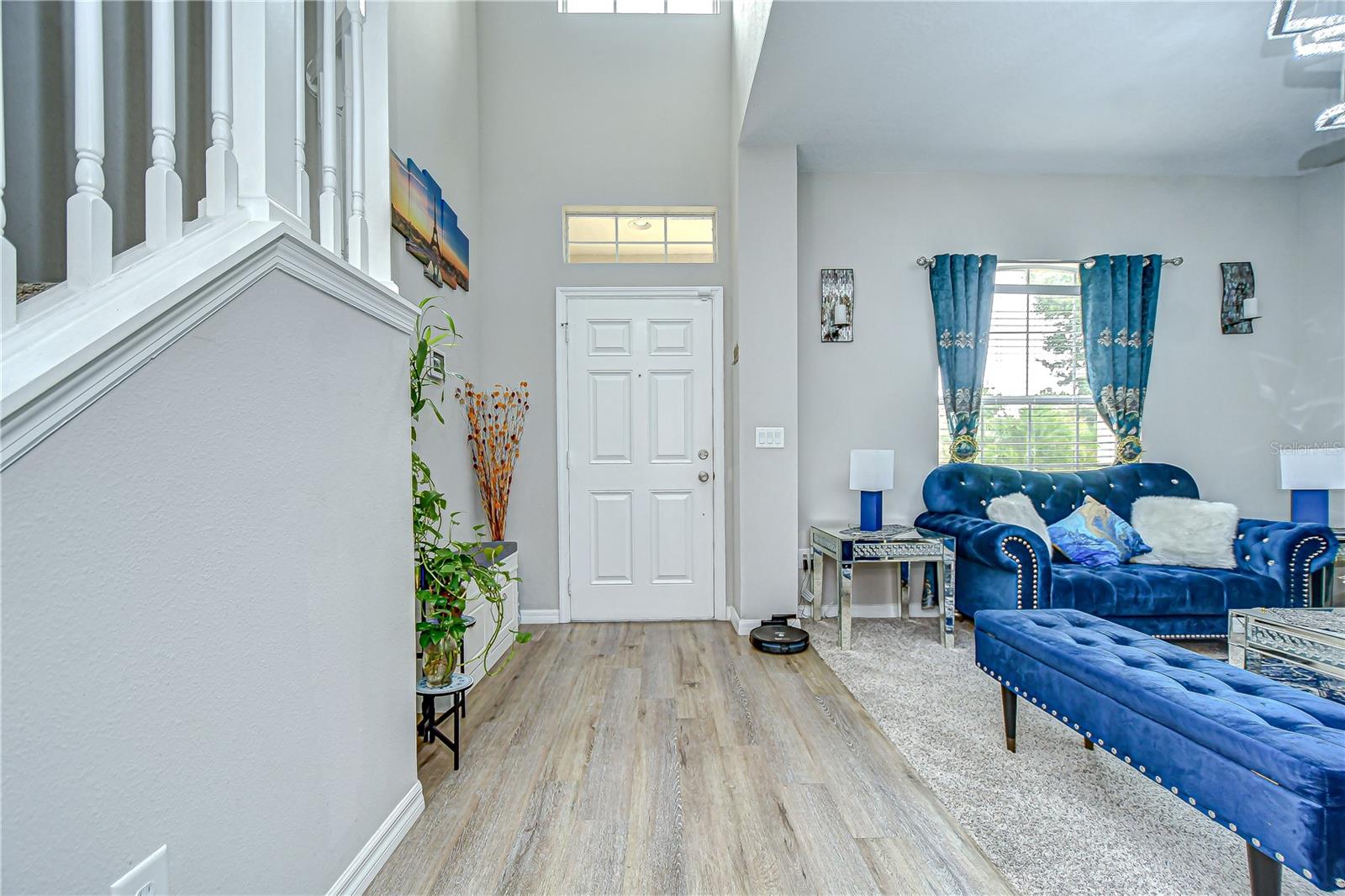 Image 6 of 50 For 12232 Ridgedale Drive