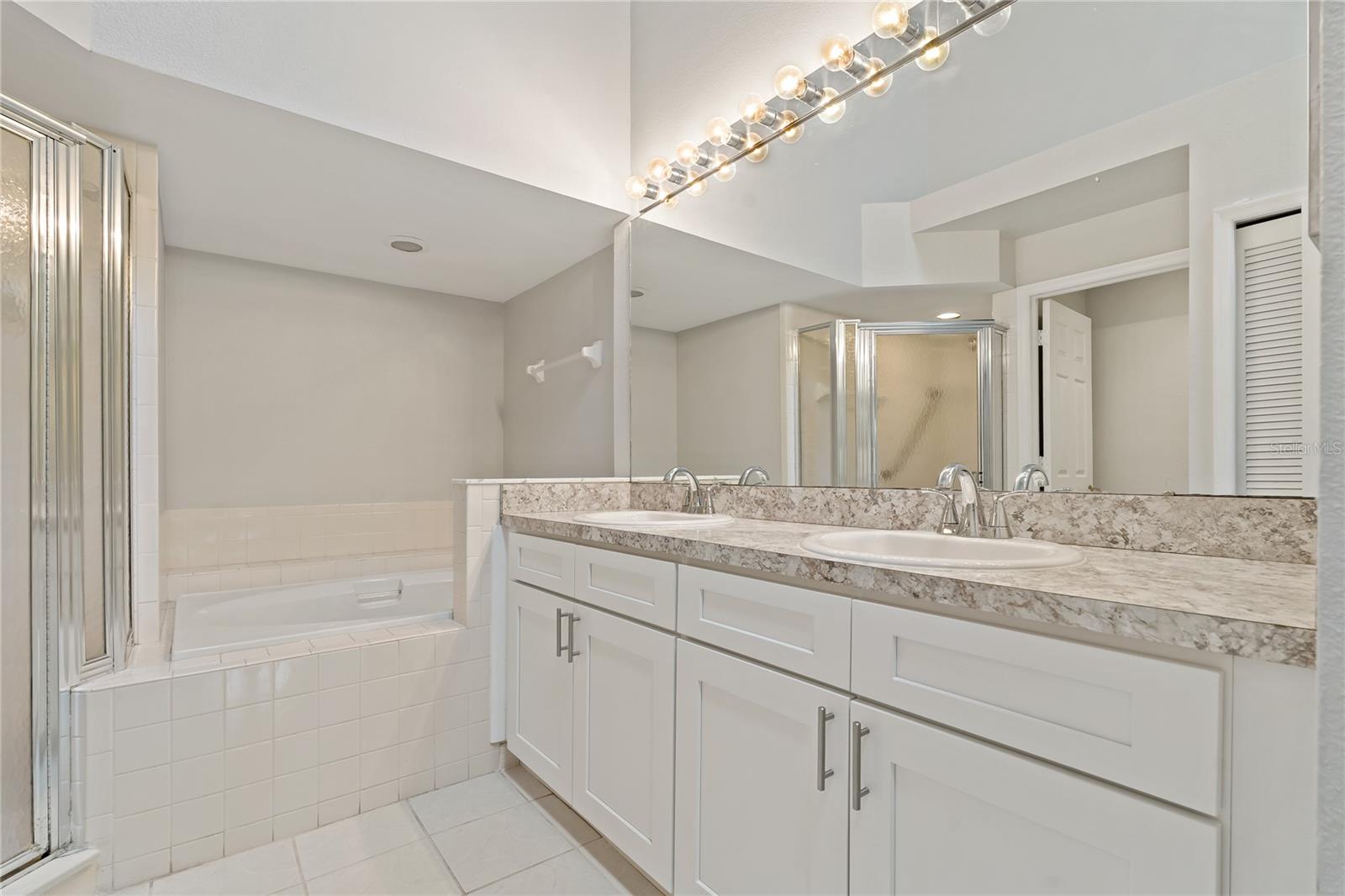 Listing photo id 29 for 16160 Craigend Place