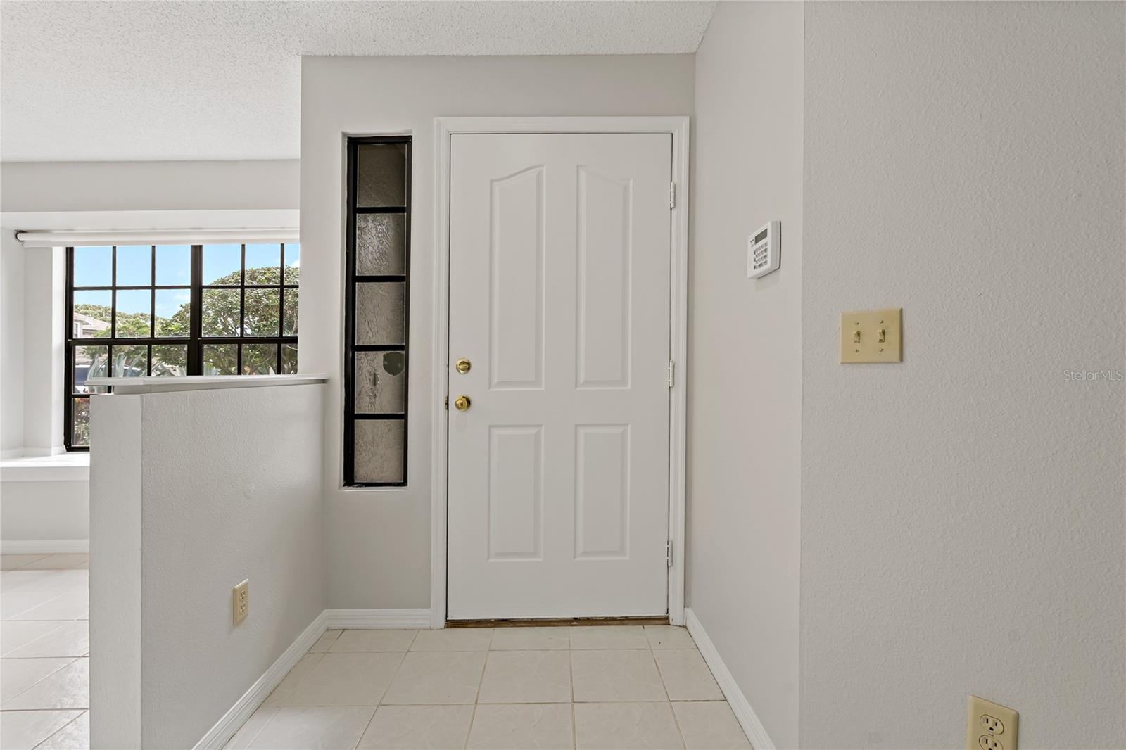 Listing photo id 7 for 16160 Craigend Place