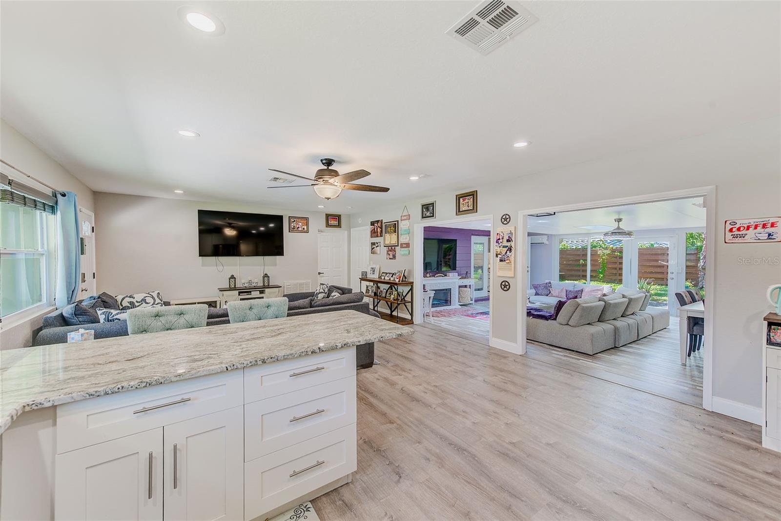 Image 10 of 41 For 9954 54th Avenue N