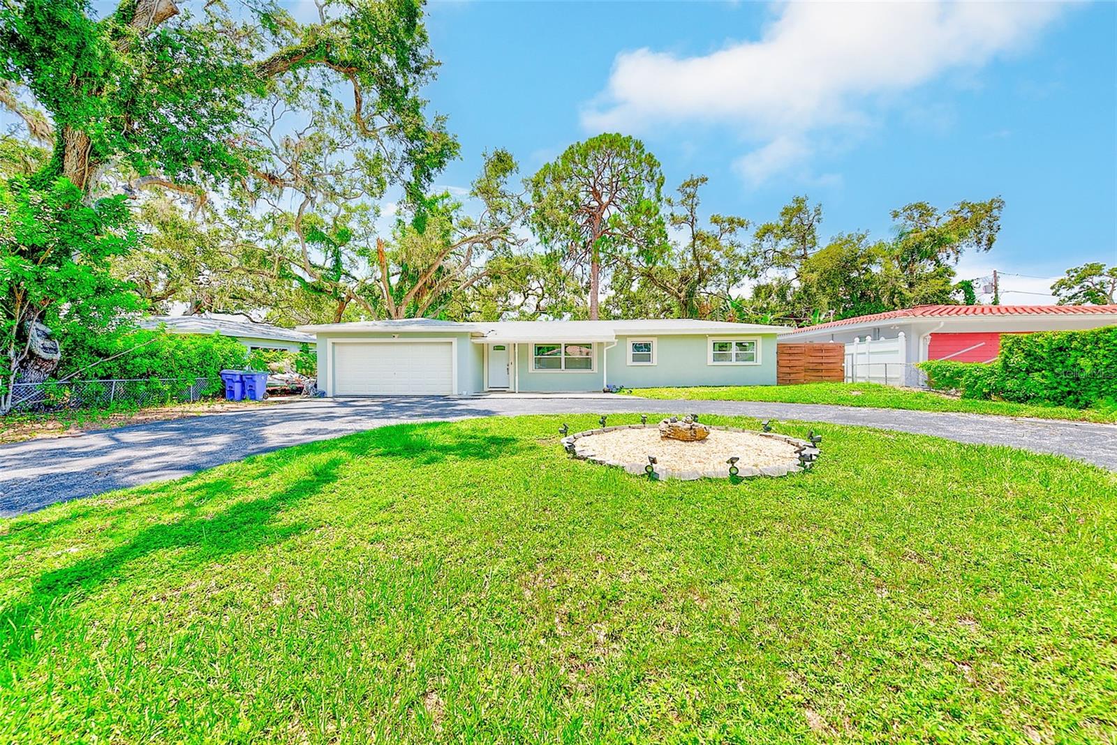 Image 33 of 41 For 9954 54th Avenue N