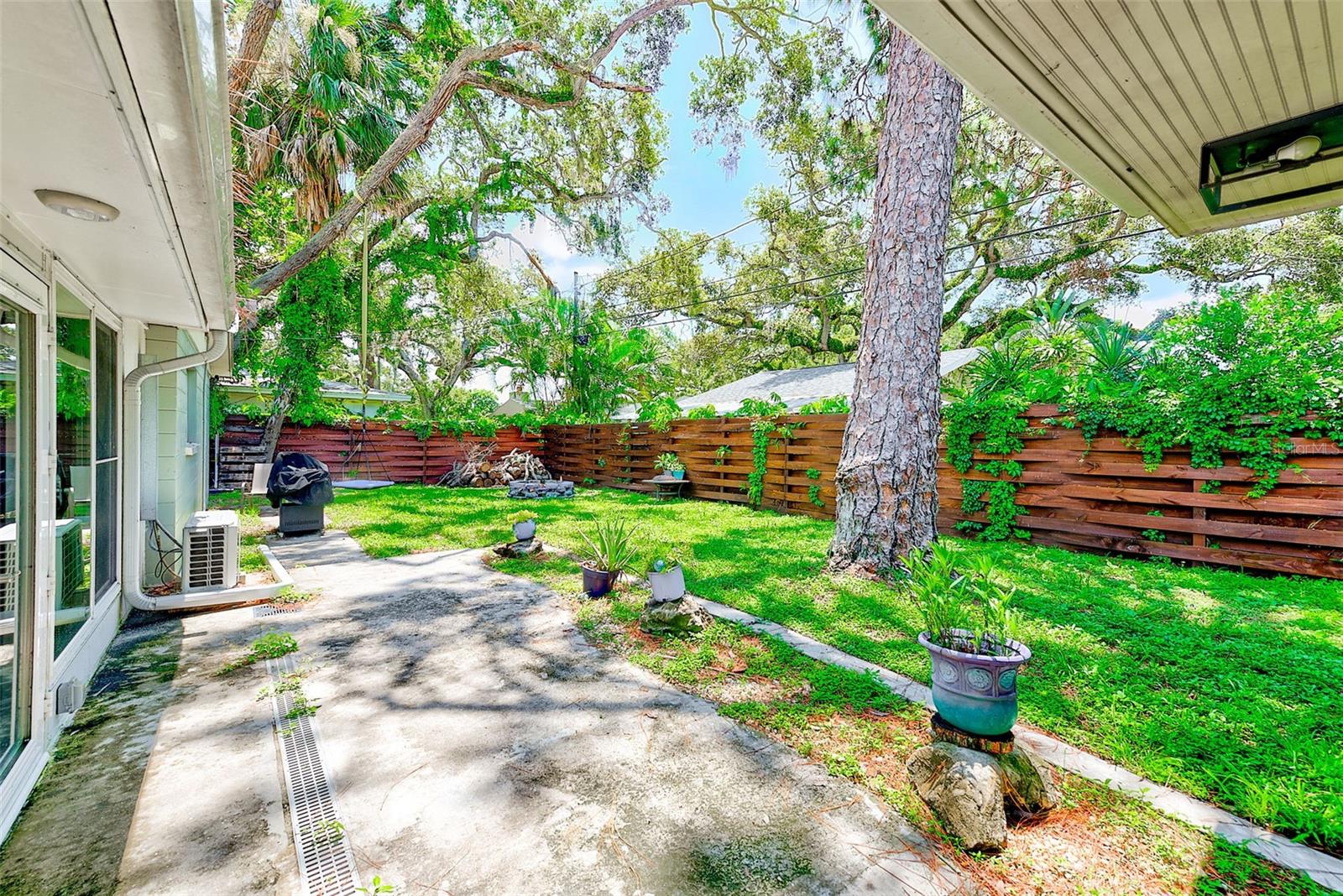 Image 36 of 41 For 9954 54th Avenue N