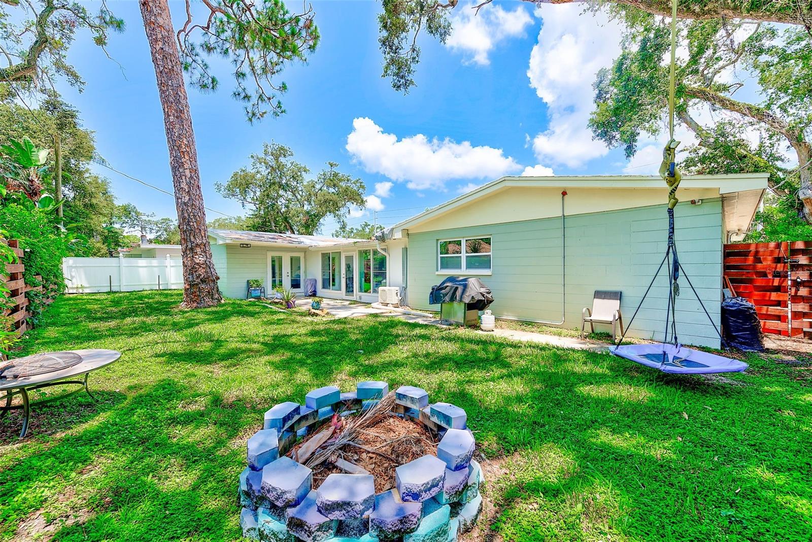 Image 39 of 41 For 9954 54th Avenue N