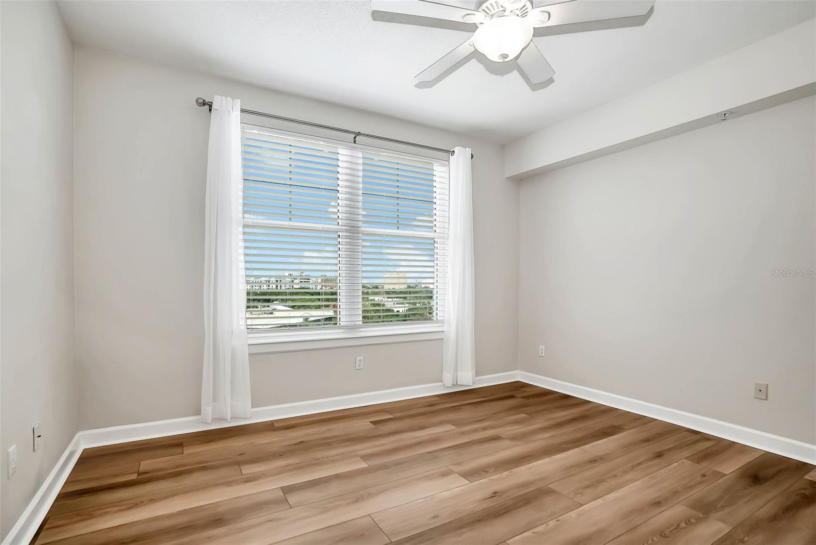Image 22 of 41 For 345 Bayshore Boulevard 801
