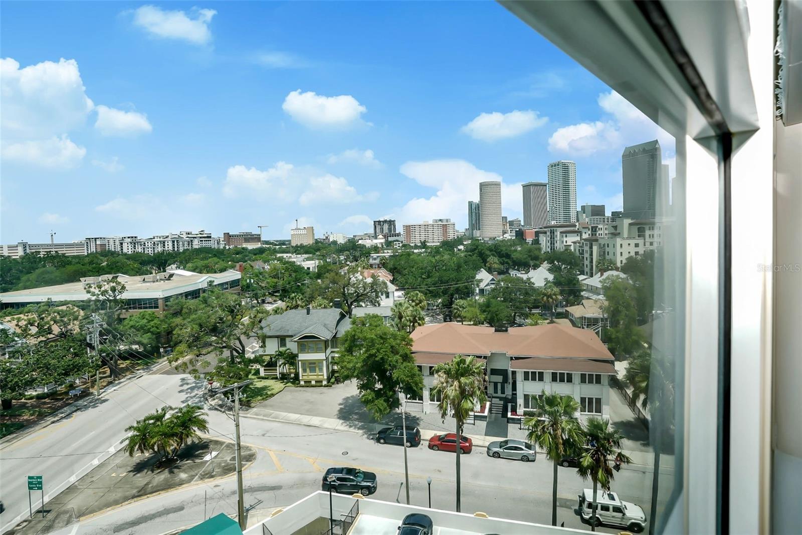 Image 24 of 41 For 345 Bayshore Boulevard 801