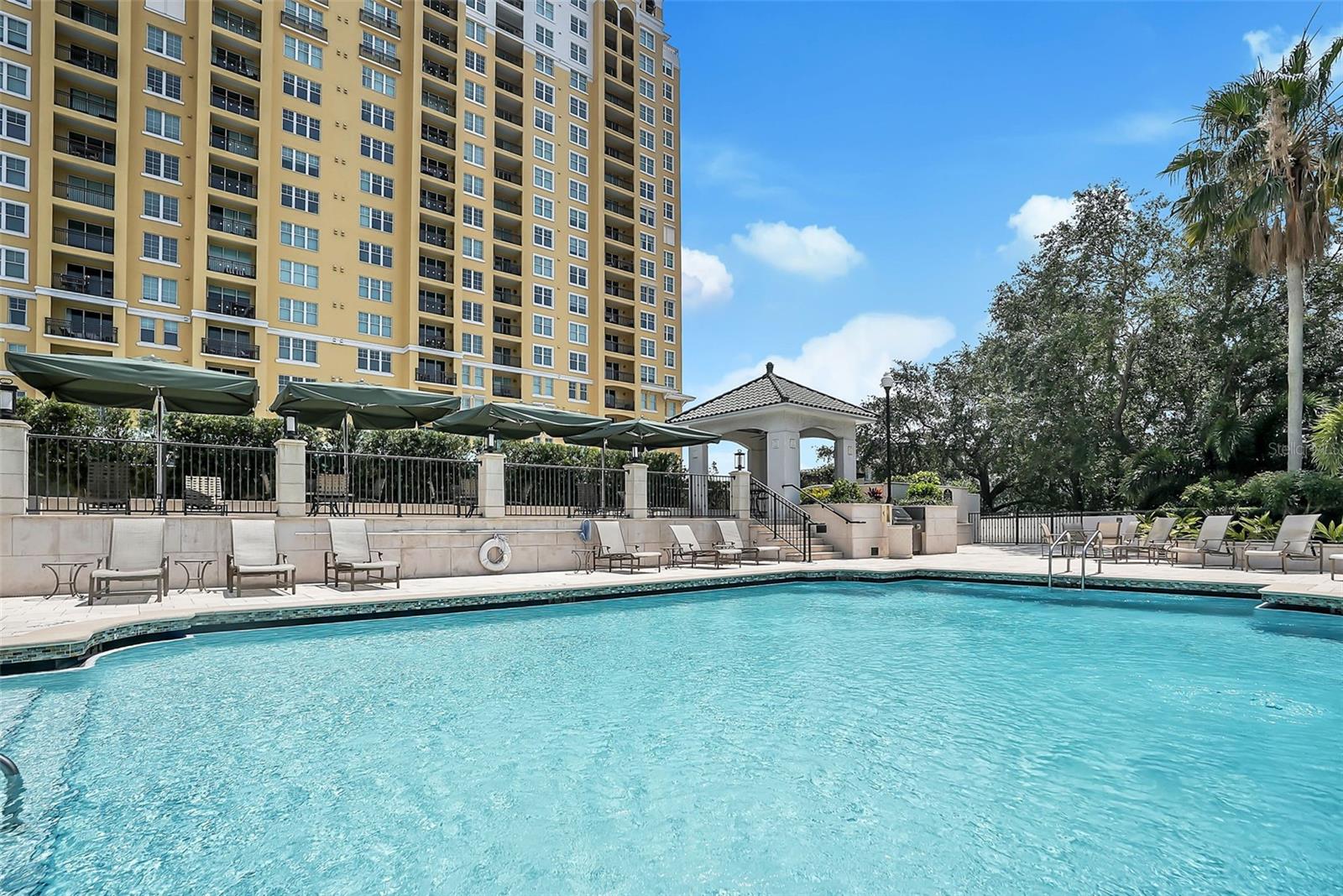 Image 37 of 41 For 345 Bayshore Boulevard 801