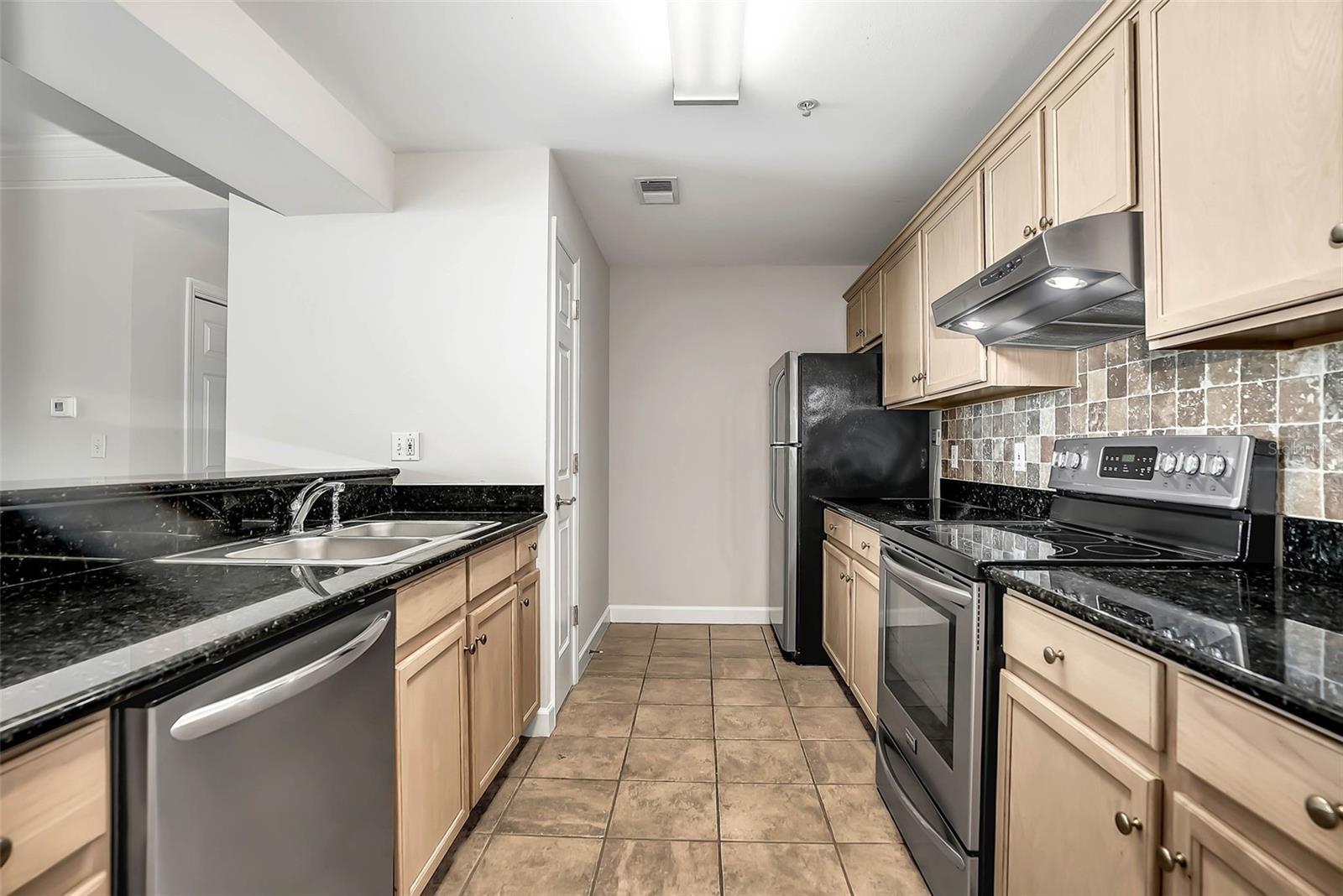 Image 9 of 41 For 345 Bayshore Boulevard 801