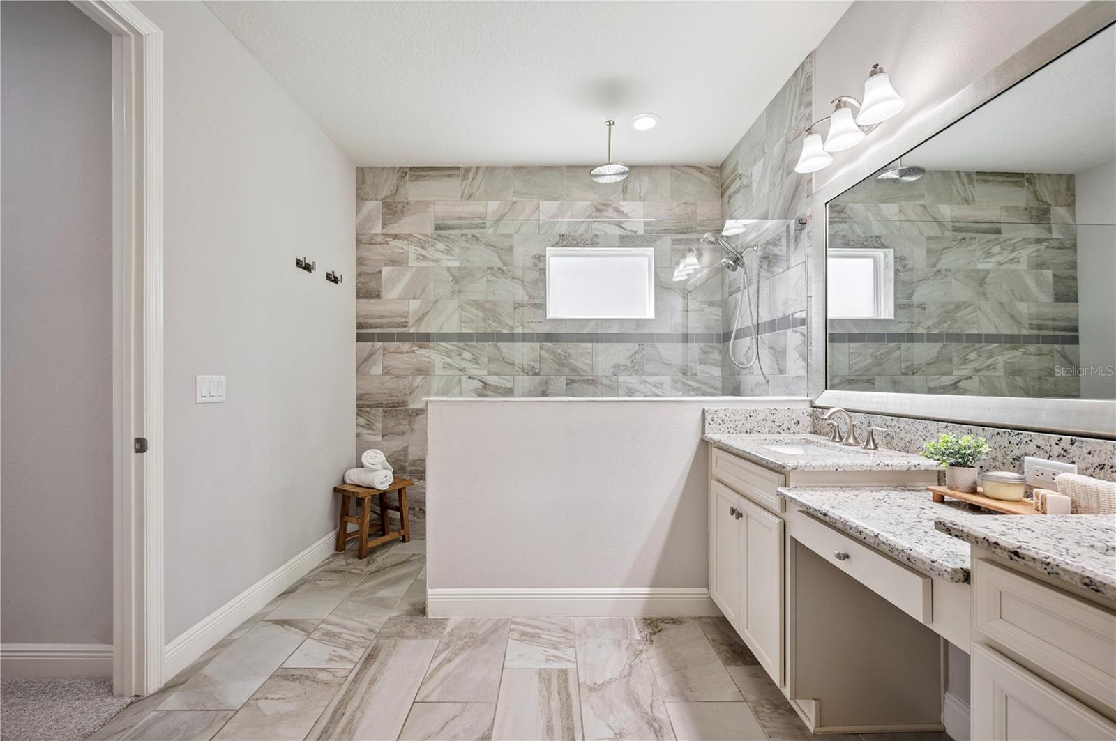 Image 30 of 68 For 4048 Blue Lantana Lane