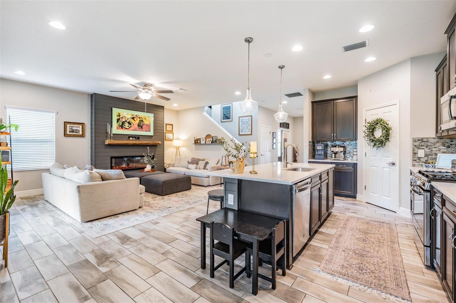 Image 10 of 48 For 4825 Ballantrae Boulevard
