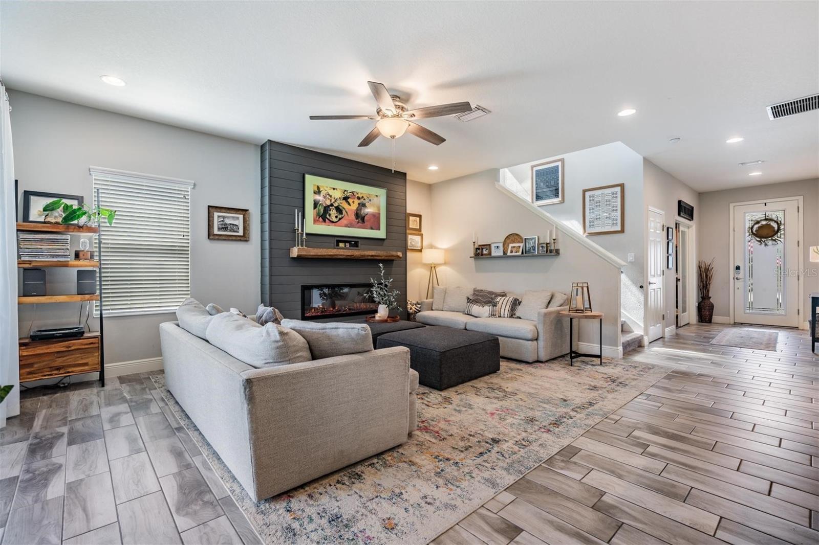 Image 5 of 48 For 4825 Ballantrae Boulevard