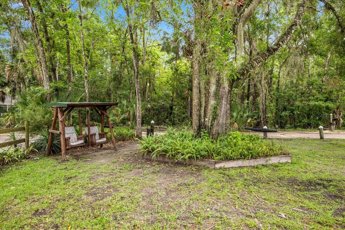 Image 34 of 59 For 4600 Lewoods Drive