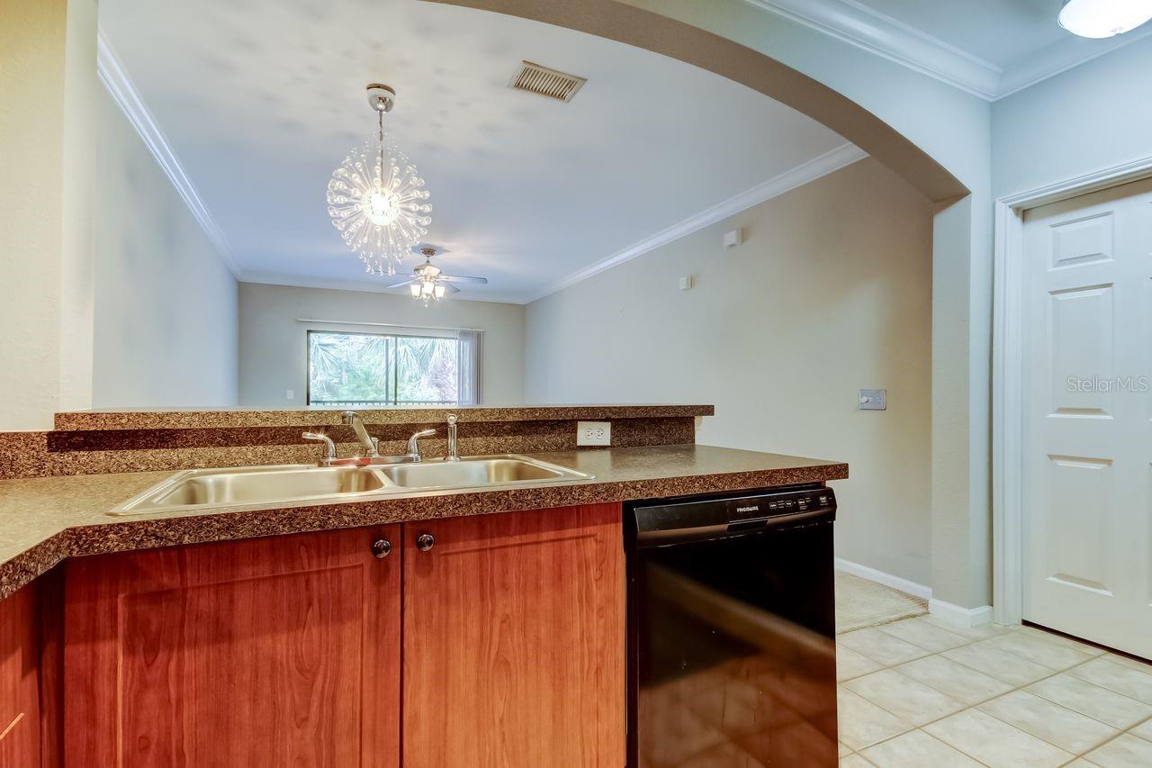 Image 13 of 32 For 2152 Portofino Place 29-029