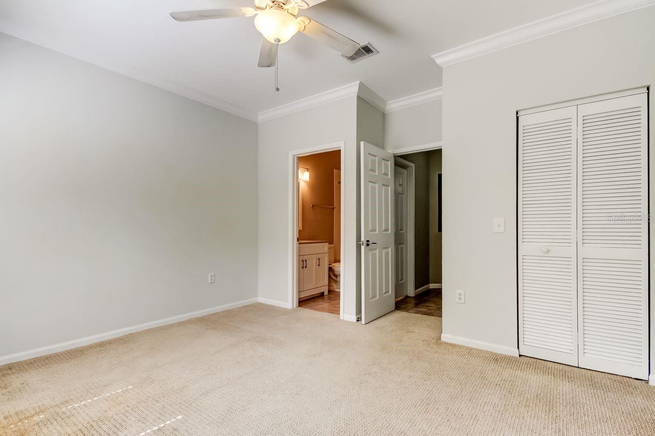 Image 20 of 32 For 2152 Portofino Place 29-029