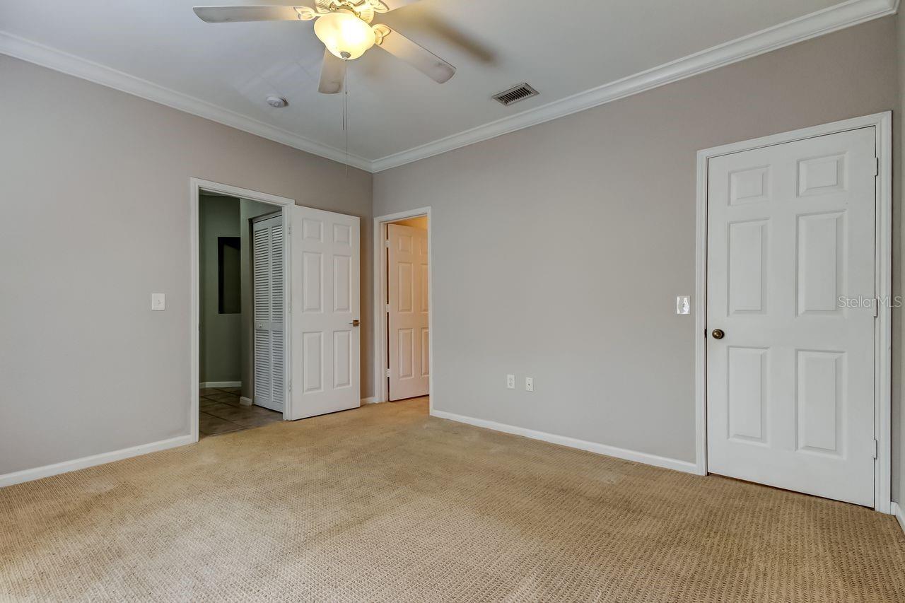 Image 25 of 32 For 2152 Portofino Place 29-029