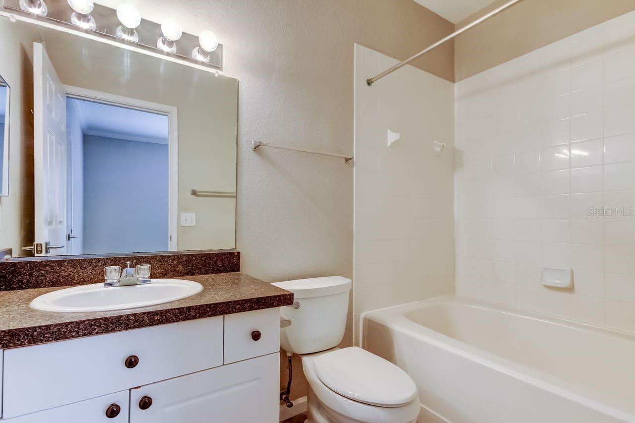 Image 27 of 32 For 2152 Portofino Place 29-029