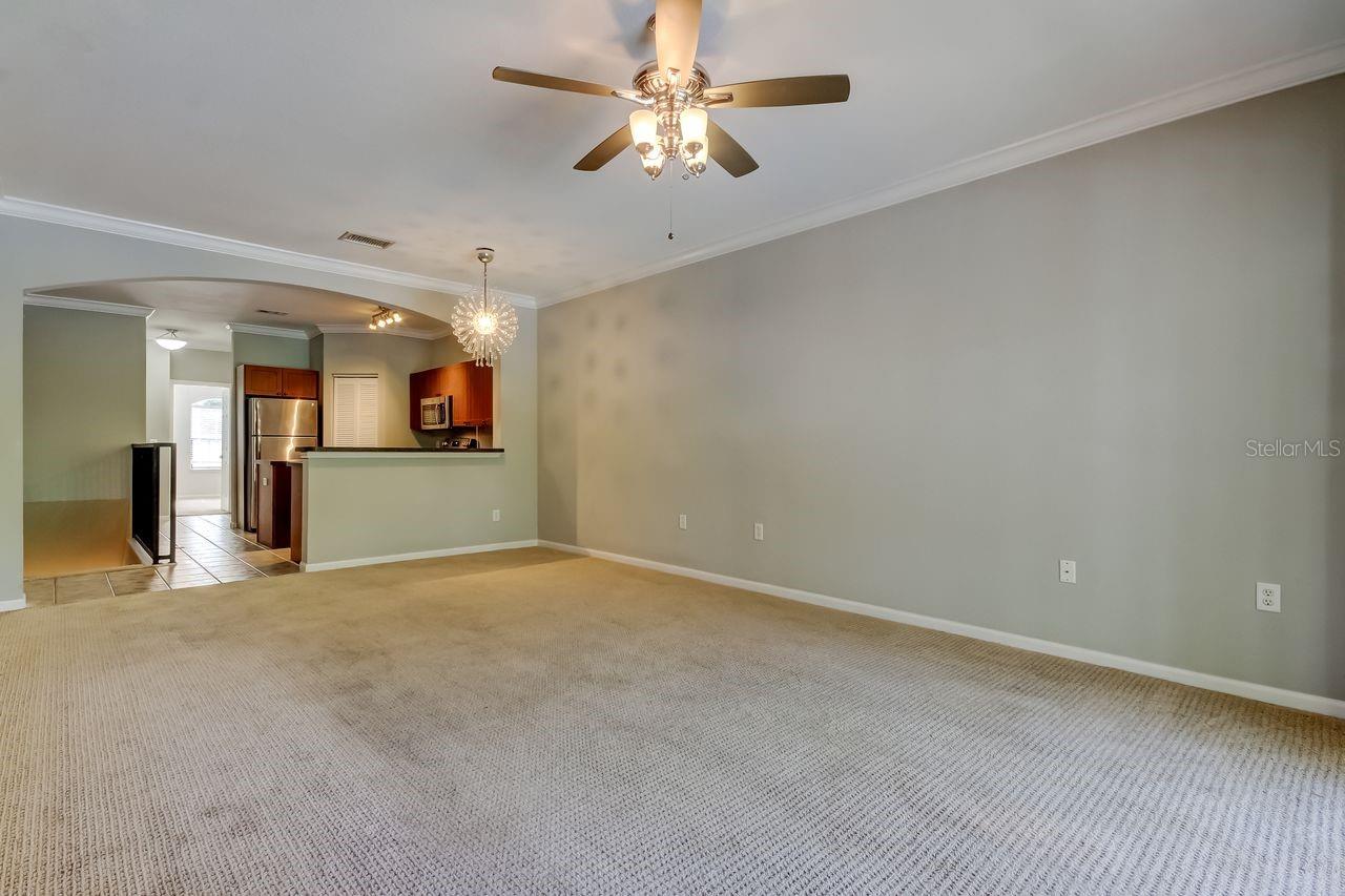Image 6 of 32 For 2152 Portofino Place 29-029