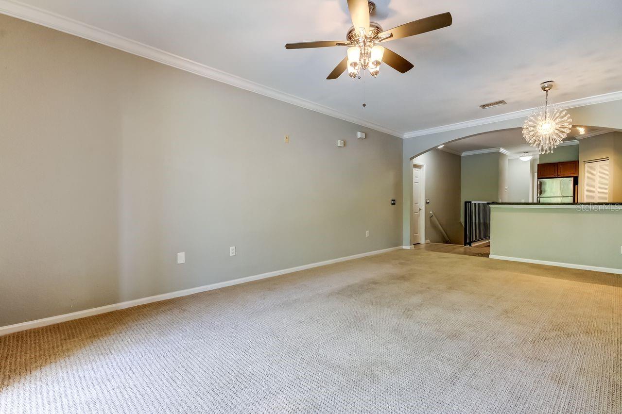 Image 7 of 32 For 2152 Portofino Place 29-029