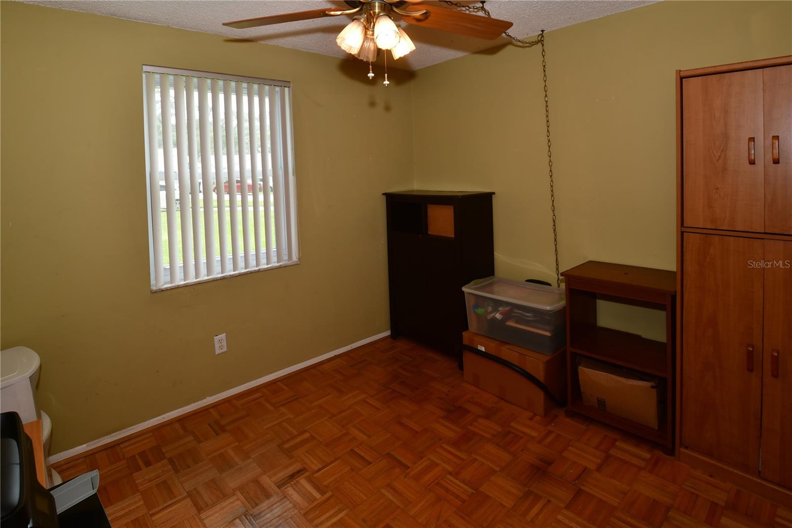 Image 10 of 23 For 11990 104th Avenue