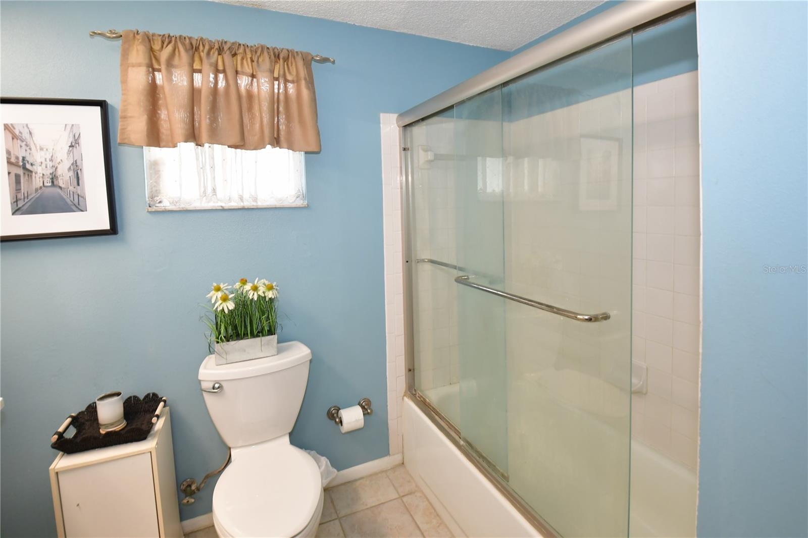 Image 12 of 23 For 11990 104th Avenue
