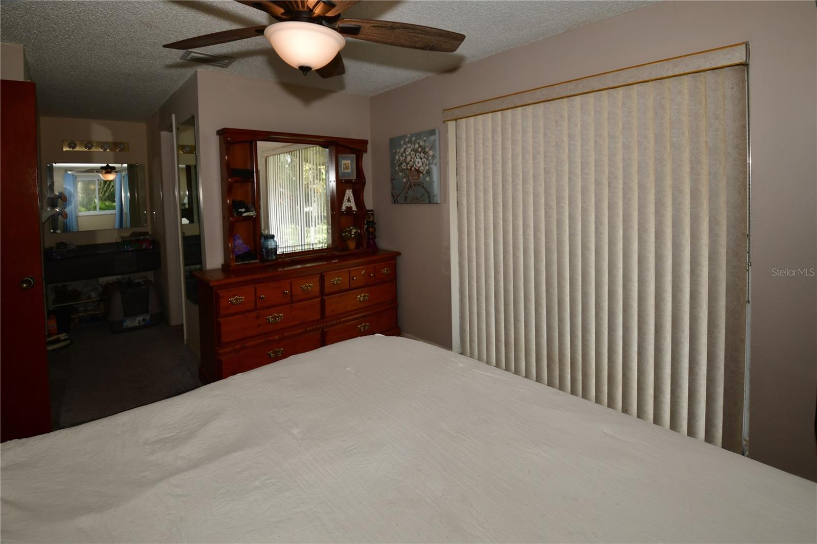 Image 15 of 23 For 11990 104th Avenue