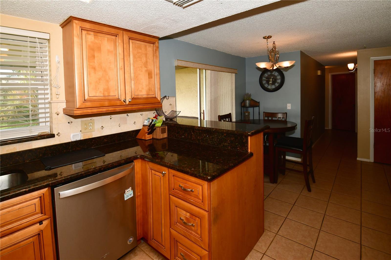 Image 7 of 23 For 11990 104th Avenue