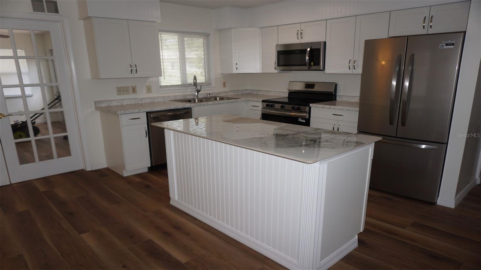 Image 12 of 18 For 717 75th Street N