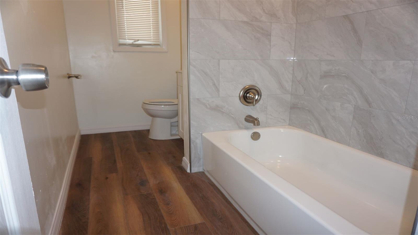Image 7 of 18 For 717 75th Street N