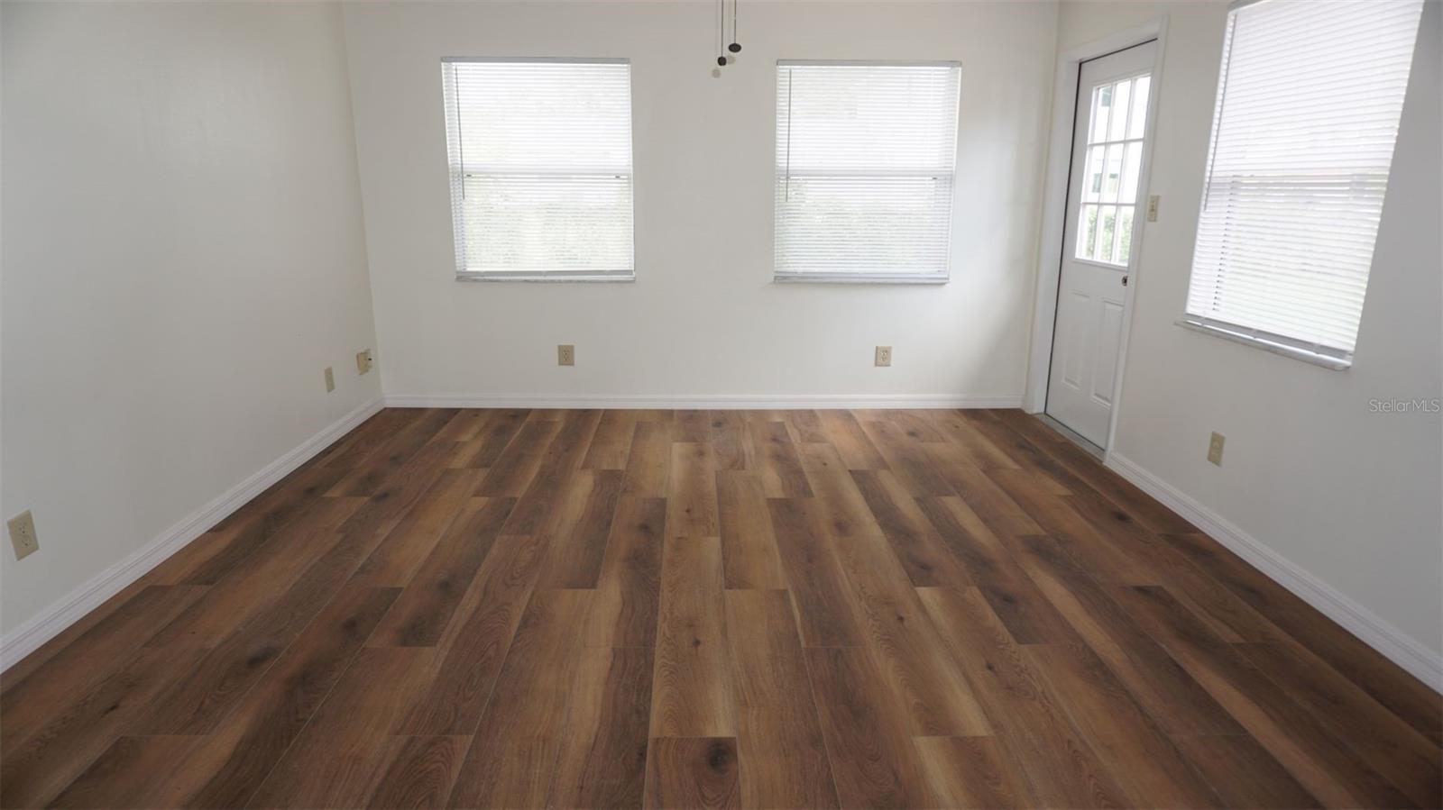Image 9 of 18 For 717 75th Street N