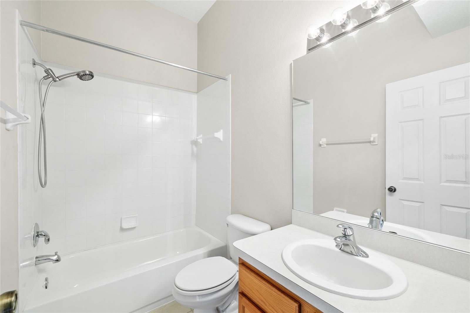 Image 25 of 35 For 11149 Windsor Place Circle