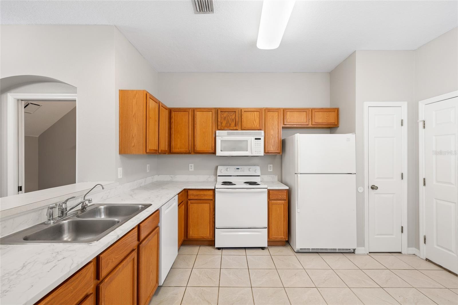 Image 7 of 35 For 11149 Windsor Place Circle