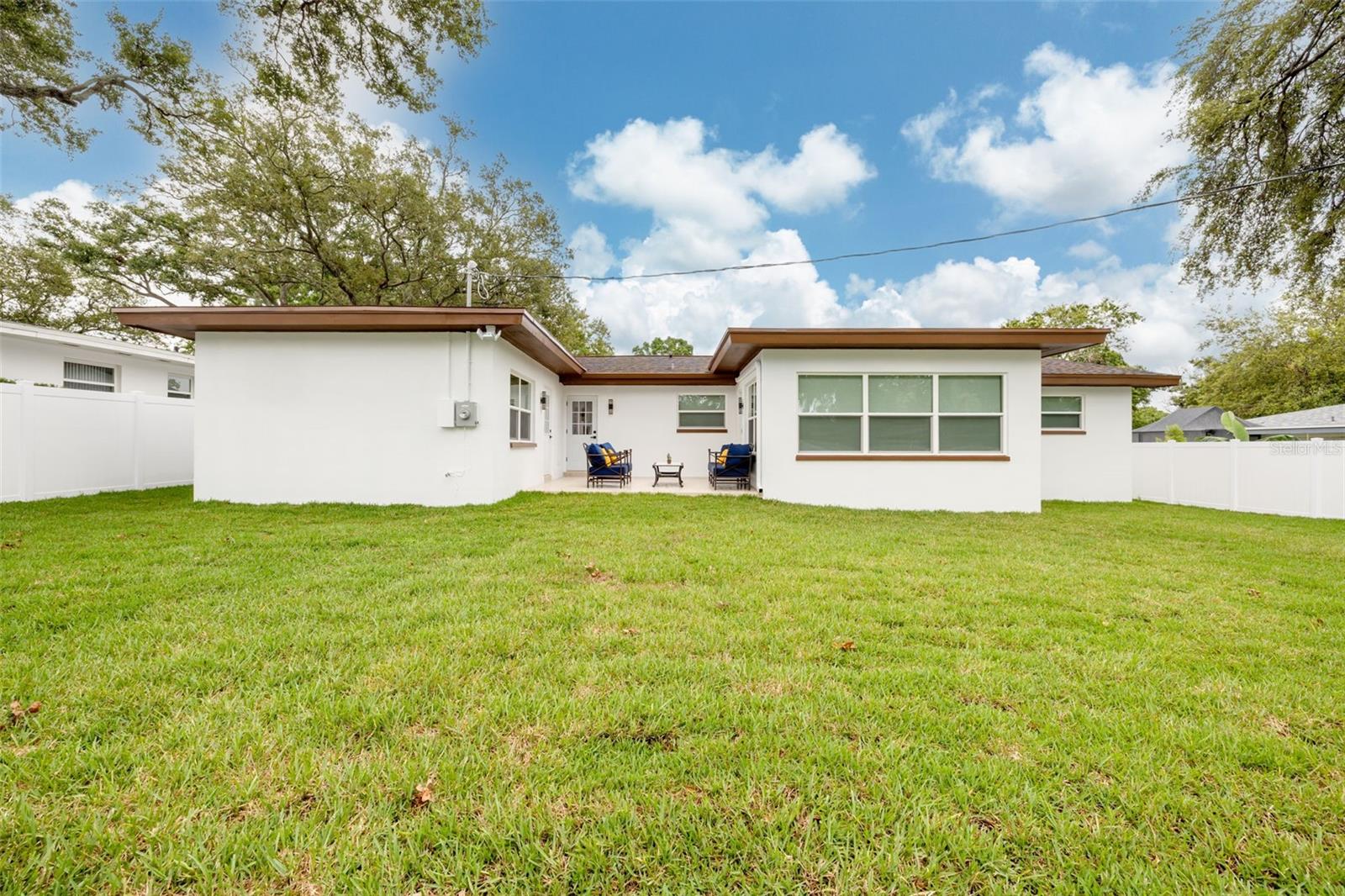 Image 31 of 33 For 912 Pineview Avenue