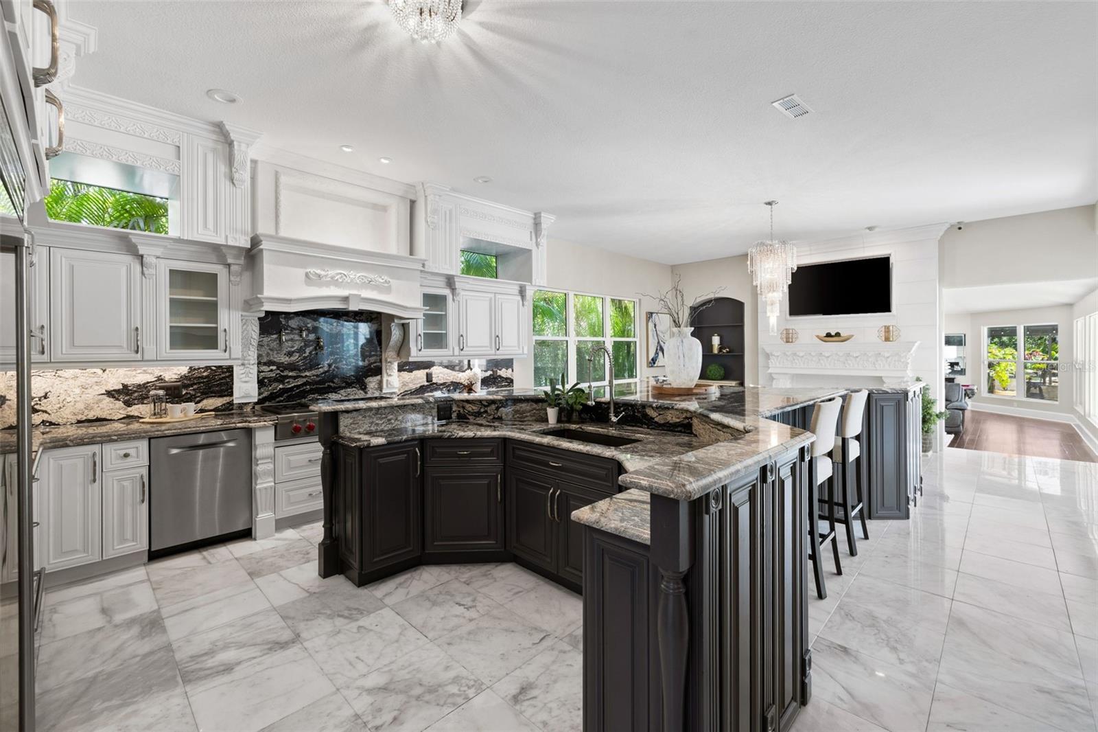 Image 14 of 80 For 3025 Oakmont Drive