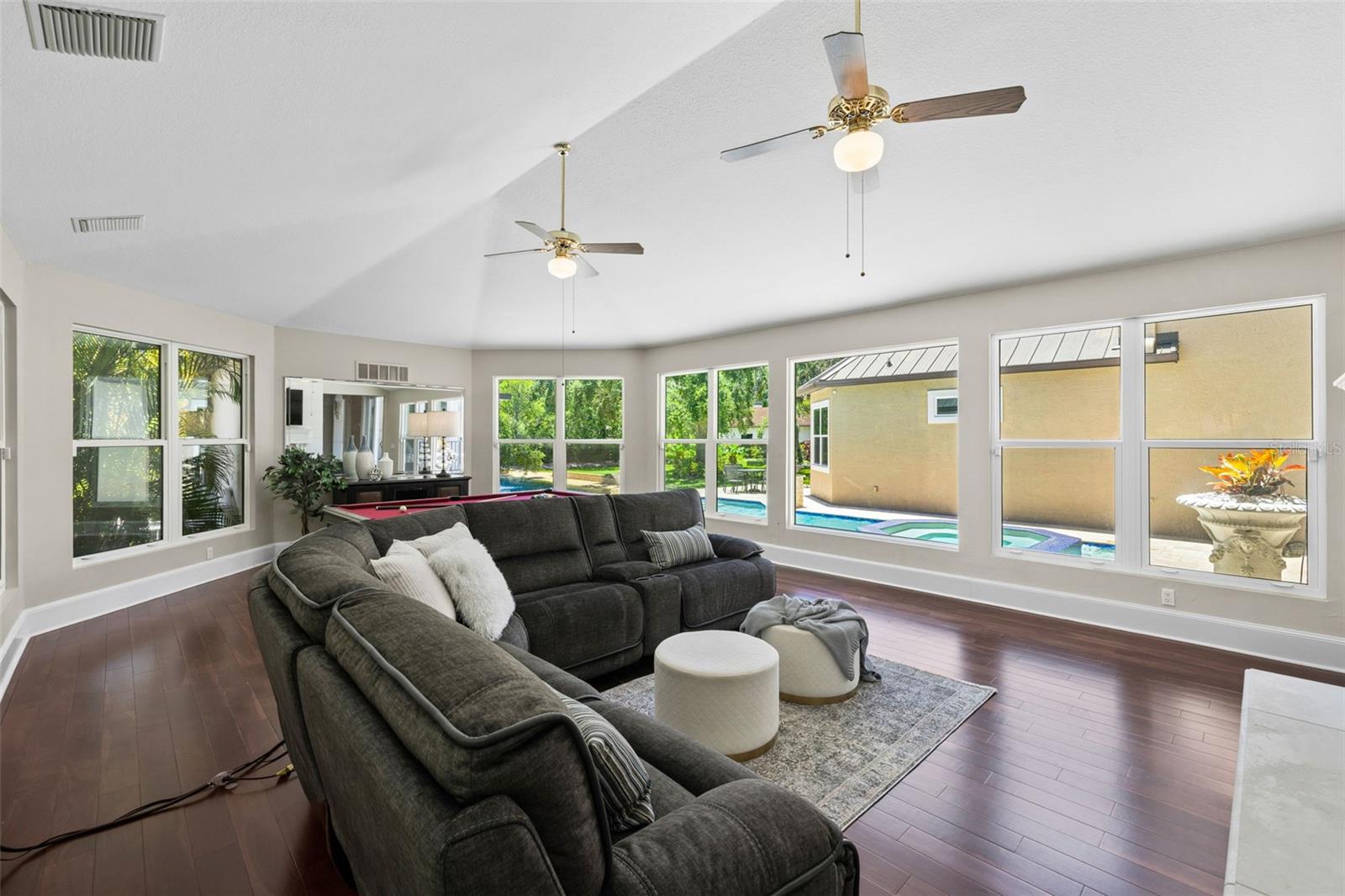 Image 16 of 80 For 3025 Oakmont Drive