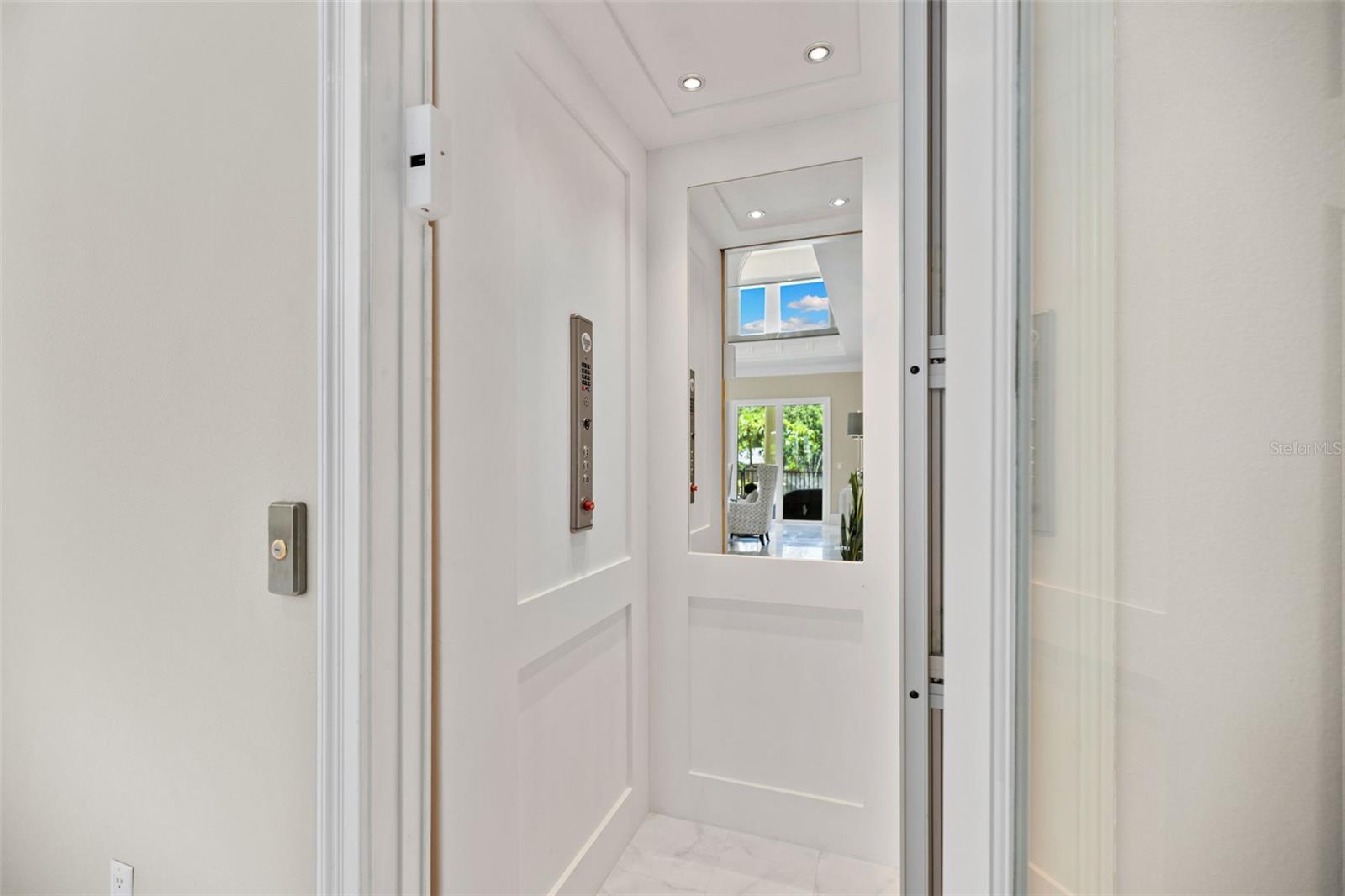 Image 31 of 80 For 3025 Oakmont Drive