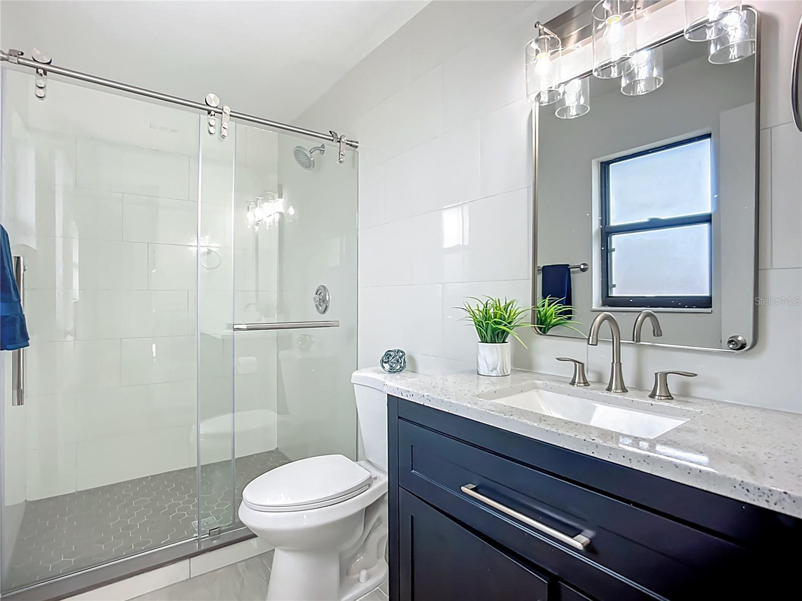 Image 27 of 59 For 1104 23rd Avenue W