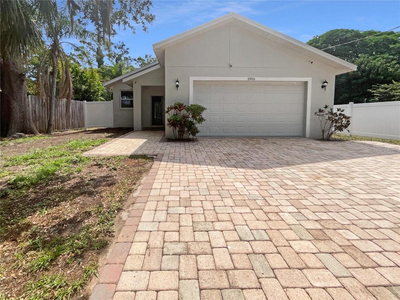Details for 2950 North Oriente Avenue Avenue N N-a, SARASOTA, FL 34235