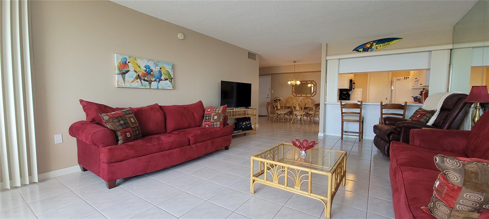 Image 6 of 32 For 632 Edgewater Drive 633