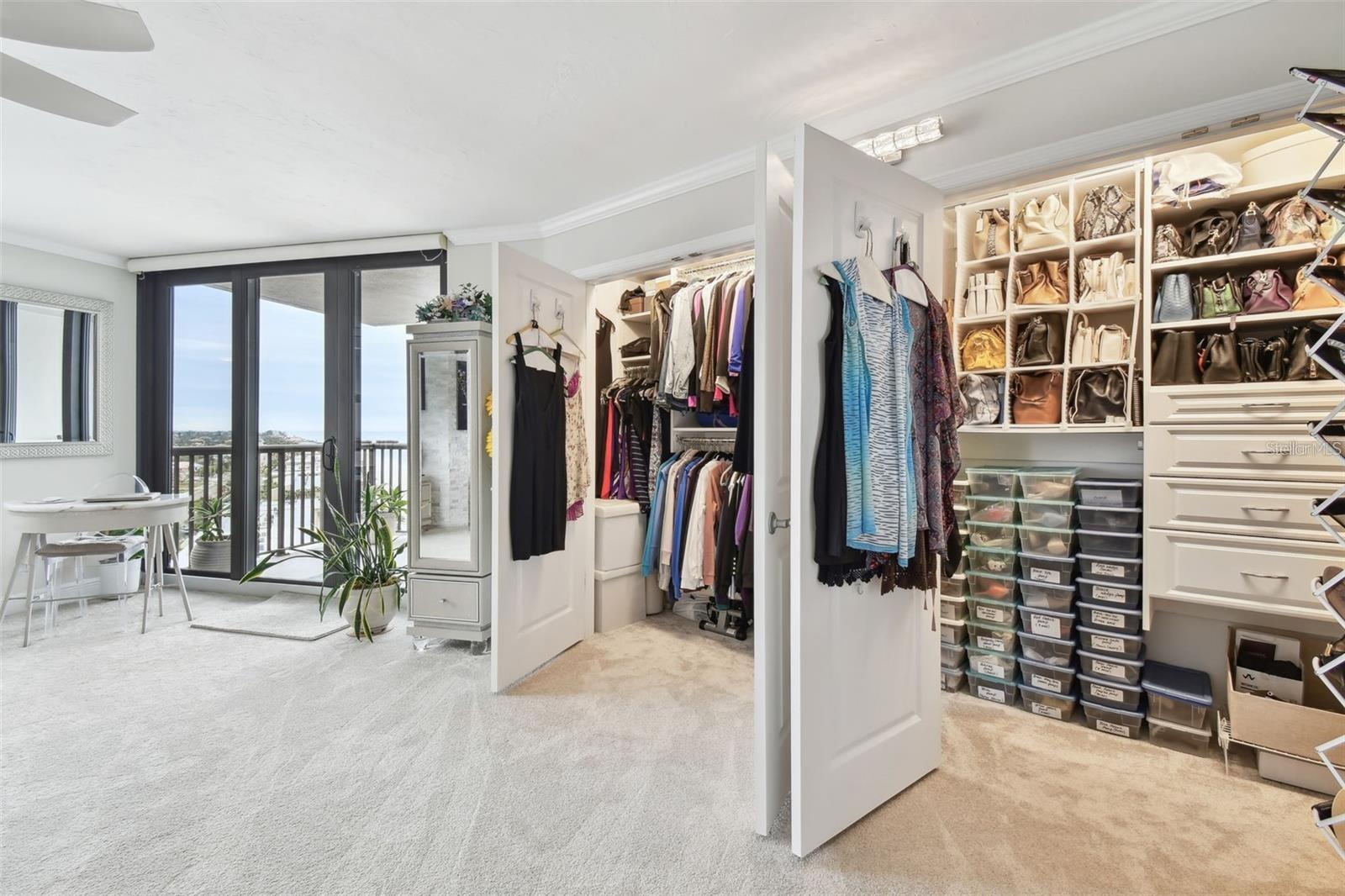 Listing photo id 32 for 1660 Gulf Boulevard Ph1
