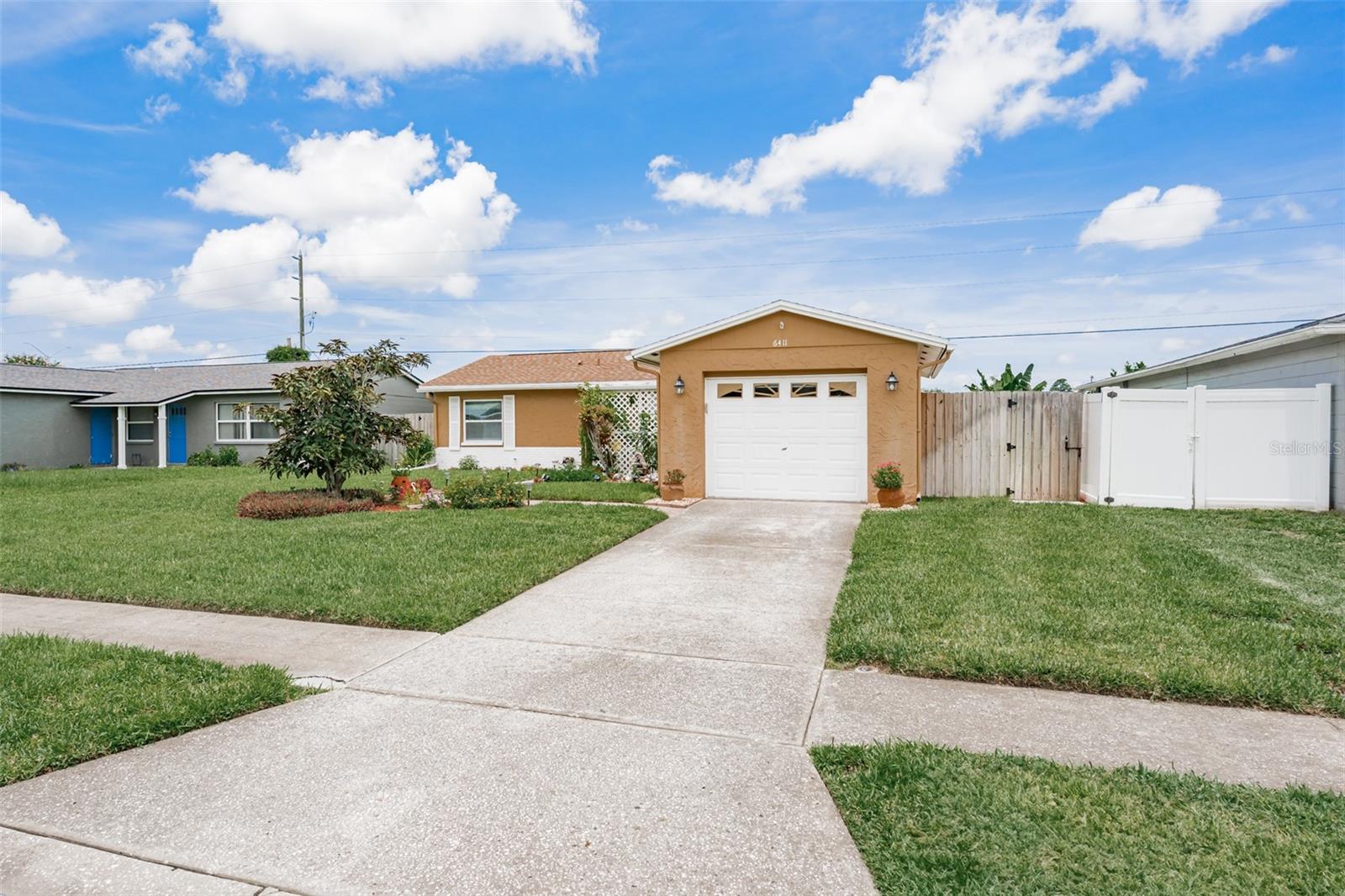 Listing photo id 37 for 6411 Elmhurst Court