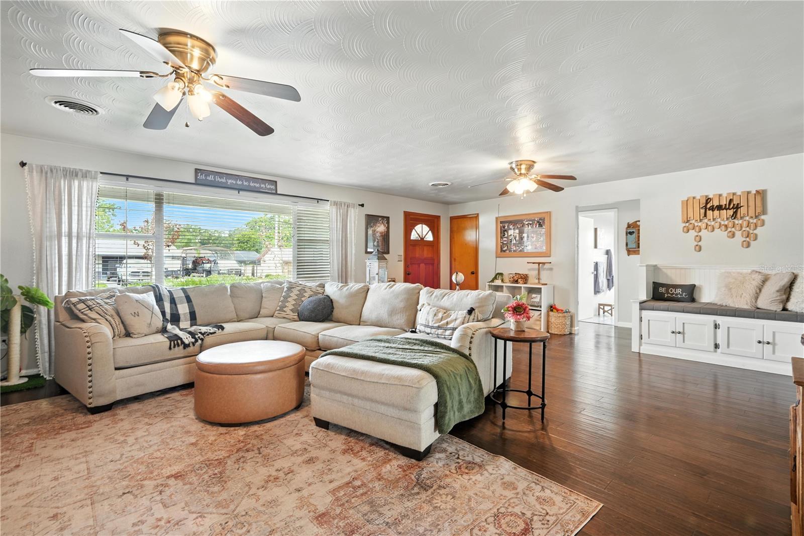 Image 9 of 47 For 5628 Cypress Street