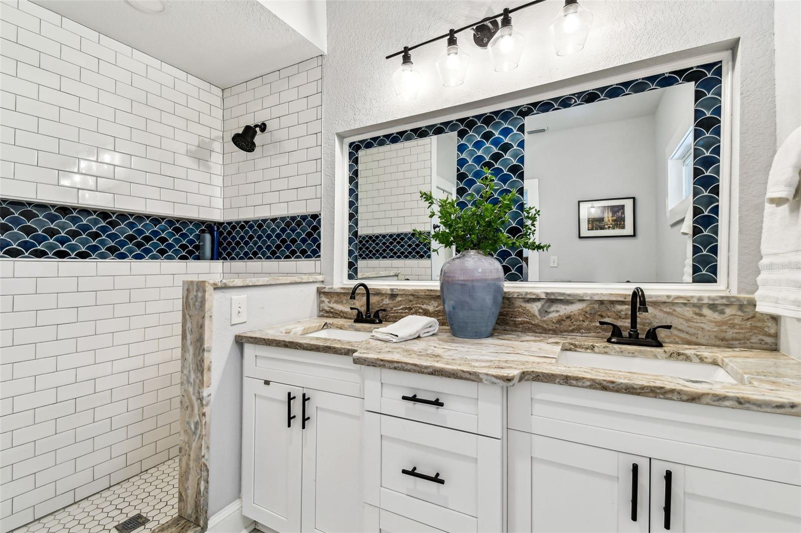 Listing photo id 29 for 111 Ida Street