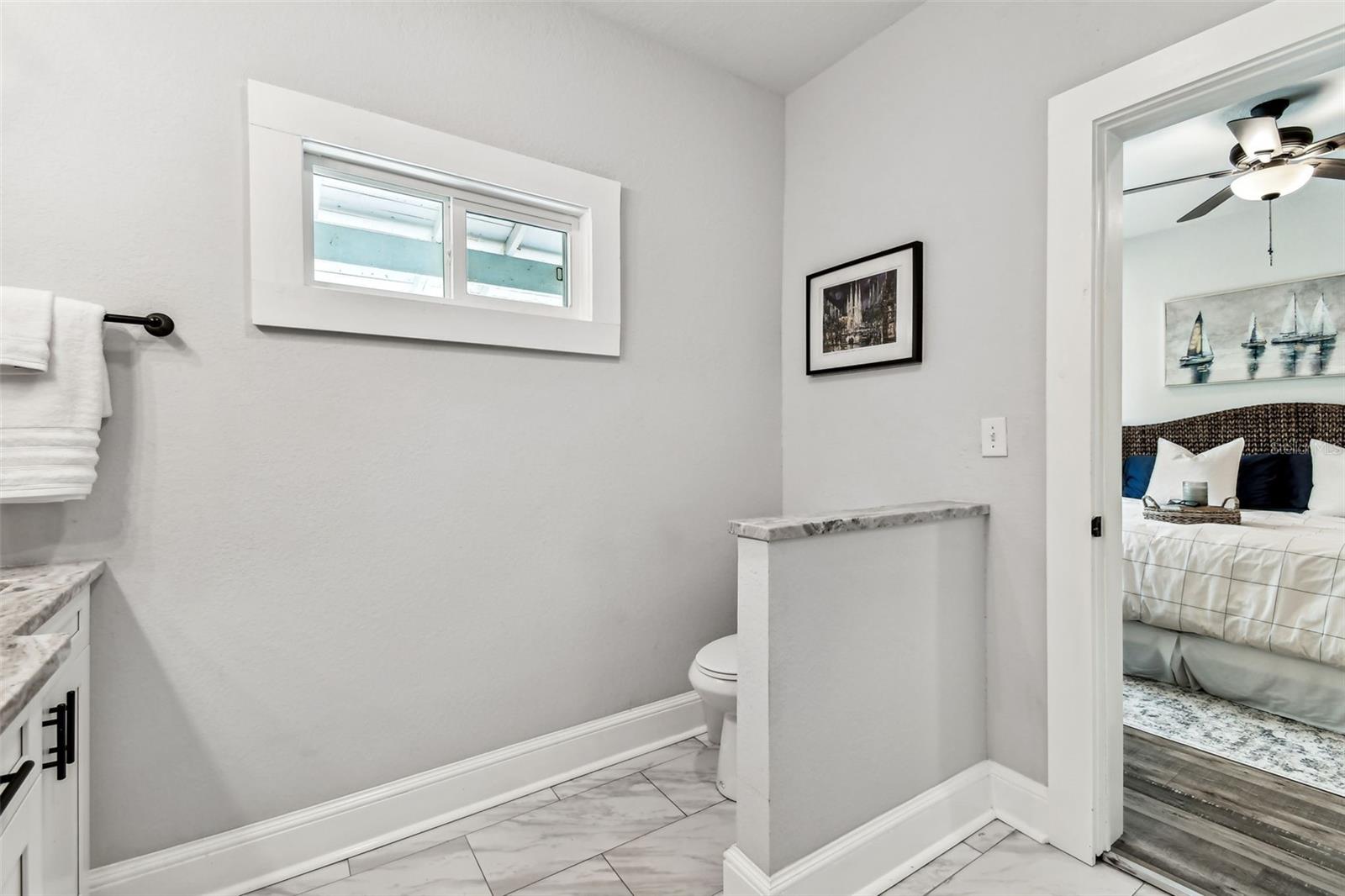 Listing photo id 31 for 111 Ida Street