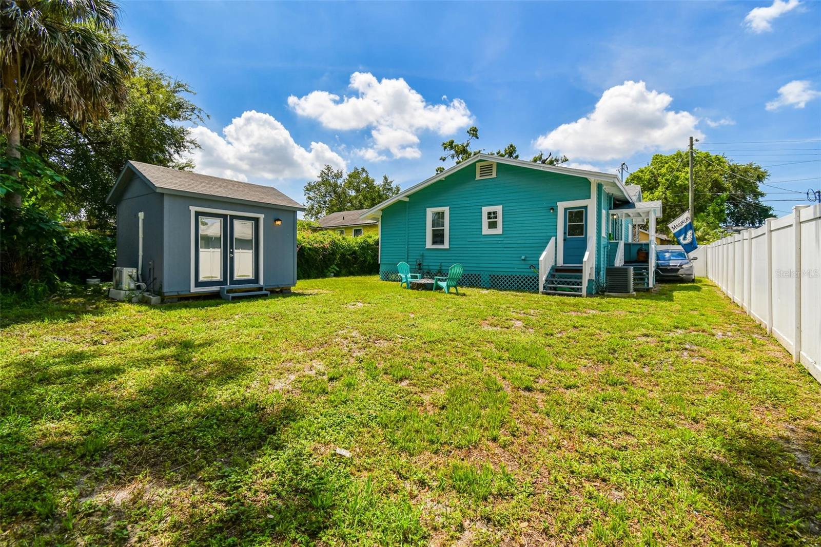 Listing photo id 42 for 111 Ida Street