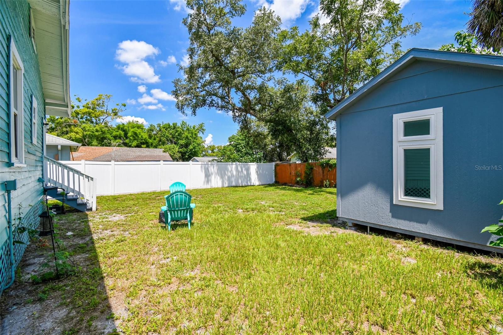 Listing photo id 47 for 111 Ida Street